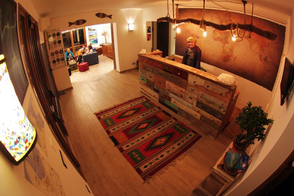 Timbuktu Hostel サン・ヴィート・ロ・カーポ エクステリア 写真